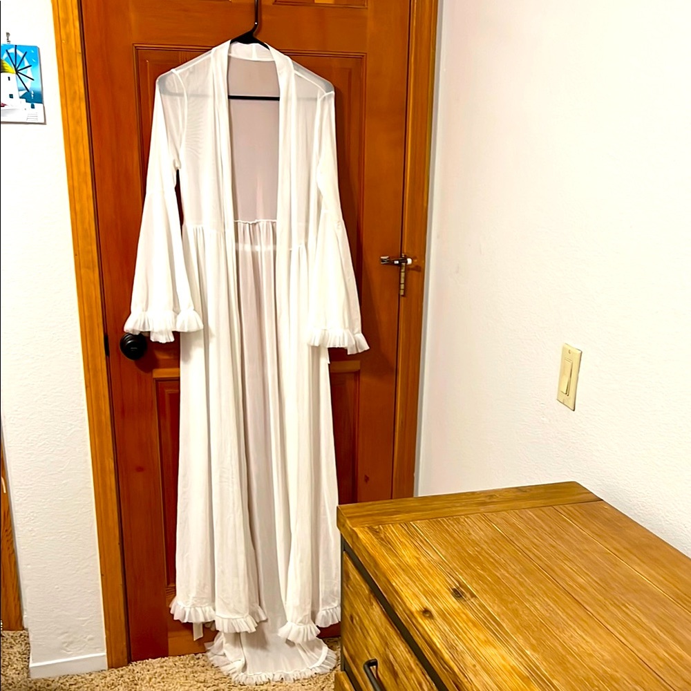 Elegant White Women's Robe